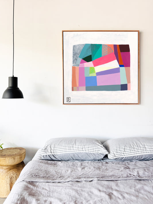 PENGUIN HUG IN A JERSEY